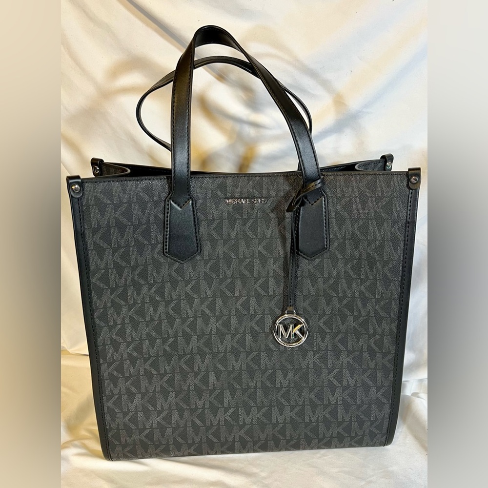 MICHAEL KORS MAPLE LARGE TOTE CORSSBODY BLACK MONO BAG